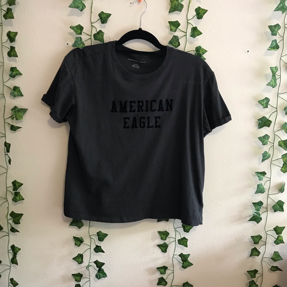 American Eagle Gray Logo T-Shirt⭐️